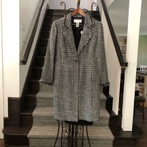 Dress suit, 2 piece. Black and white. Size 14.